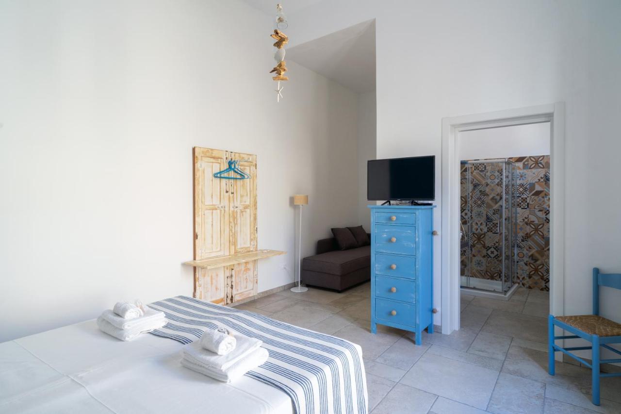 Li Perrini Boutique B&B Acquarica エクステリア 写真